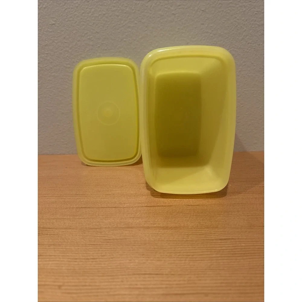 Tupperware Vintage Yellow‎ Rectangle Storage Container w/Lid #1243-2